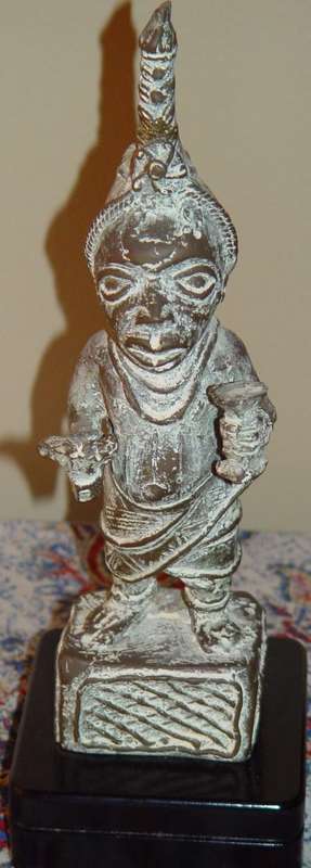 RARE & VALUABLE IMPORTED "BENIN" STATUE IN BRONZE