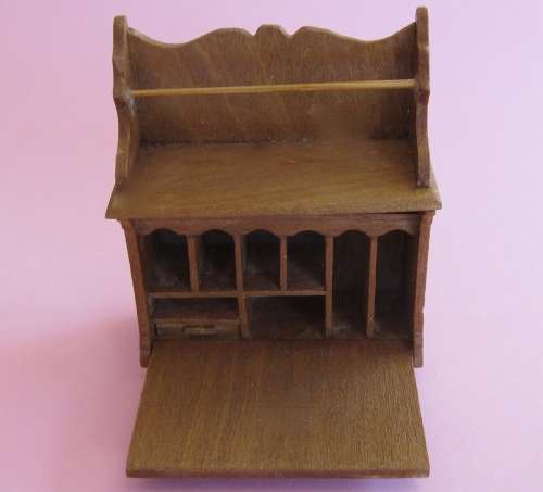 Dollhouse  Miniature 1:12" scale handmade tabletop wriing desk-as good as new