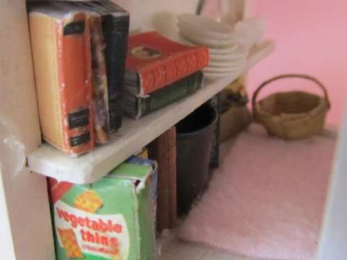 Dollhouse Miniature 1:24" 1/2 scale wooden handmade white elephant stall