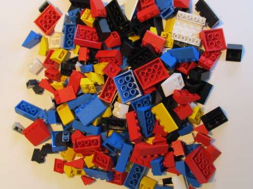 lego lot - over 200 pieces (no blocks!)  of roofing blocks