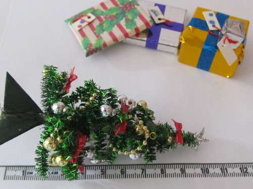 Dollhouse Miniature 1:12" scale - small Christmas tree with wrapped and tagged gifts - all handmade