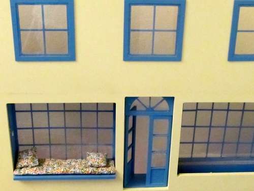 Miniature Dollhouse 1/12"  scale  large Dollhouse by Doll Emporium no longer made or available in SA