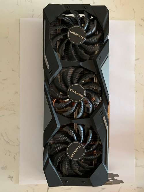 Gigabyte RX 5700 XT 8gb - Read > Fault