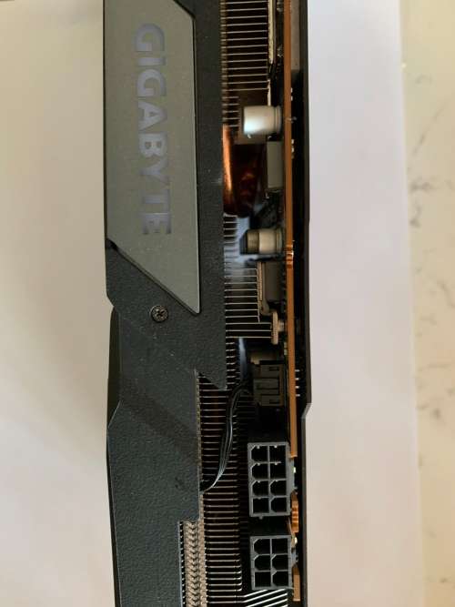 Gigabyte RX 5700 XT 8gb - Read > Fault