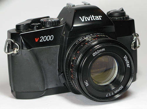 VIVITAR v2000 SLR 35mm Film Camera