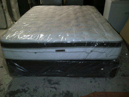 New Restonic Queen/Double Size Eurotop Base and Mattress Set