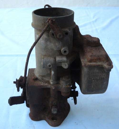STROMBERG AUTOMOBILE CARBURETOR-C1930-50s-CHEV / FORD-GOOD COSMETIC CONDITION