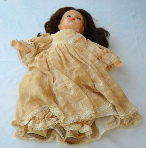 VINTAGE COMPOSITION DOLL-51 CM / 20 IN TALL-NATURAL DOLL COMPANY-GOOD CONDITION