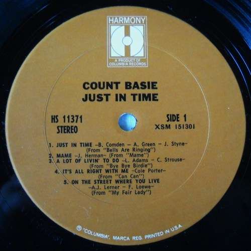 COUNT BASIE - JUST IN TIME - LP - USA - VG+ / VG+ - JAZZ
