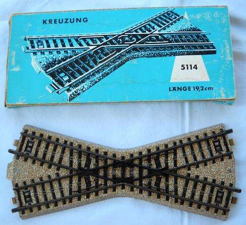 MARKLIN-5114-HO-Boxed-CROSSING-EXCELLENT CONDITION