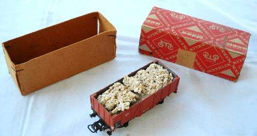 BOXED 1950's-MARKLIN-GOODS WAGON With STONE LOAD-HO-LOVELY CONDITION