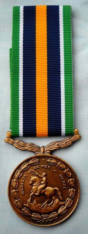 DE WET MEDAL & RIBBON-FULL SIZE-NUMBERED-EXCELLENT CONDITION
