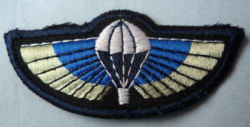 PARACHUTE WINGS BADGE- SAS-EXCELLENT CONDITION