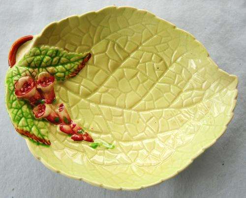 CARLTONWARE-FOXGLOVES-PIN DISH-12.5CM LONG-EXCELLENT CONDITION