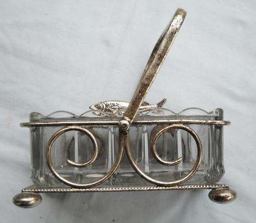 VINTAGE 1920'S-SHEFFIELD SILVER PLATE-CUT GLASS SARDINE / CAVIAR DISH WITH LID-NICE CONDITION