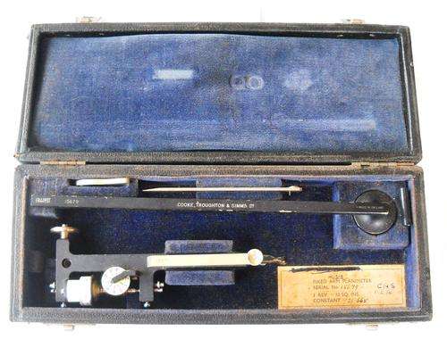 VINTAGE FIXED ARM PLANIMETER- C 1930-COOKE, TROUGHTON & SIMMS-BOXED-EXCELLENT CONDITION