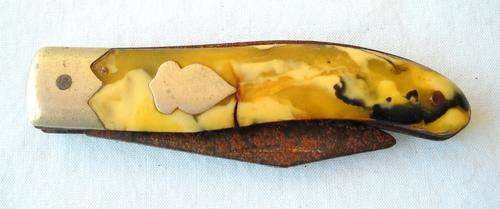 OLIDUS-VINTAGE POCKET KNIFE-UNUSUAL HANDLE MADE OF HORN