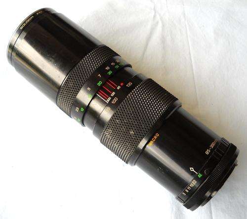 SOLIGOR ZOOM MACRO 85-300 MM CAMERA LENS-EXCELLENT CONDITION