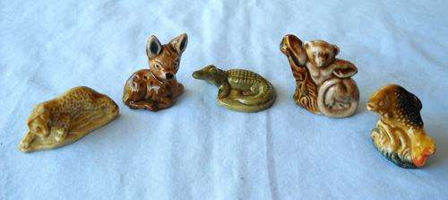 5 ASSORTED WADE WHIMSIES FIGURINES-EXCELLENT CONDITION