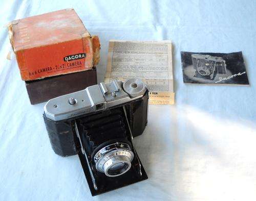 DACORA 1-FOLDING CAMERA-1952-BOXED-VERY GOOD CONDITION
