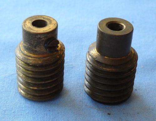 MECCANO-2 X WORM GEARS-VERY GOOD CONDITION