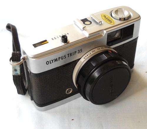OLYMPUS TRIP 35 CAMERA-1967-1984-EXCELLENT CONDITION