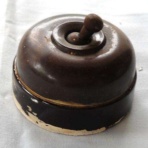 ANTIQUE PORCELAIN & BAKELITE LIGHT SWITCH-1940's-VERY GOOD CONDITION
