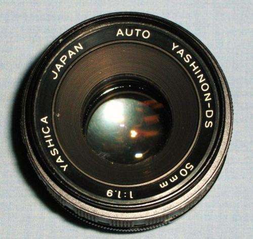 YASHICA YASHINON-DS AUTO 1.9 / 50MM AUTO LENS.