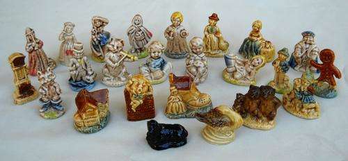 WADE-Complete Set of 24 MINATURE NURSERIES-1972-1979-Excellent Condition
