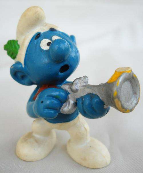 SMURF- HUNTER SMURF-PEYO-Schlumpf-GOOD CONDITION