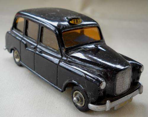 Vintage Budgie London Taxi Cab 101 Excellent Condition