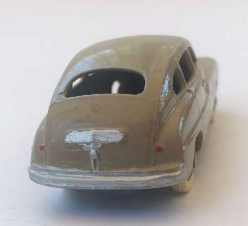 French Dinky - Ford Vedette - No. 24X