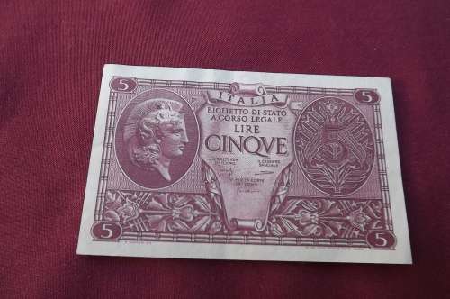 1944  Italy 5 Lire UNC banknote WW2 banknote.23 November 1944