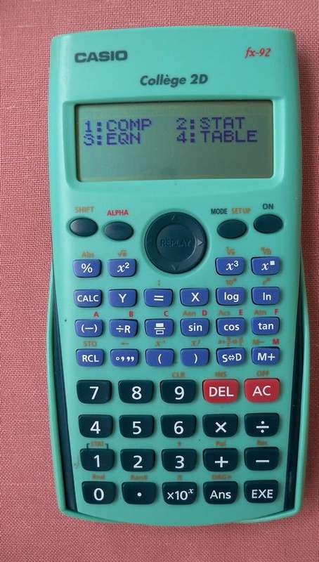 Casio College 2D Fx 92 Calculator - good condition