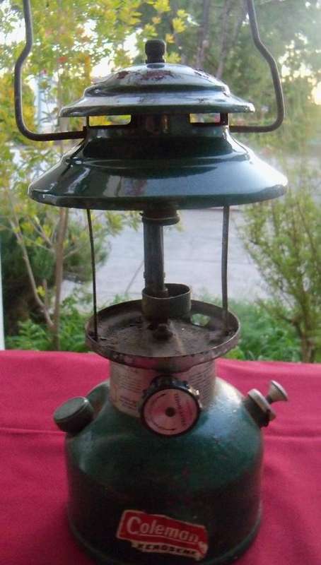 Coleman Kerosene lamp - without glass