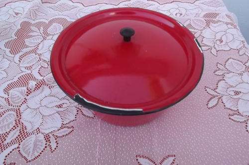 Red Enamel Bowl with lid   -  made in China