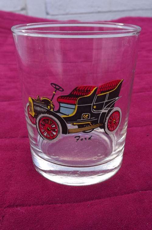 Drinking Glass with old Ford Car