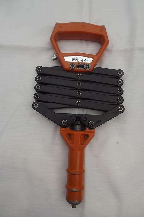Fascor Riveting Tool FH-44 - good condition