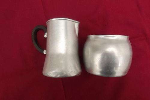 Aluminium sugerpot without lid and milkjug