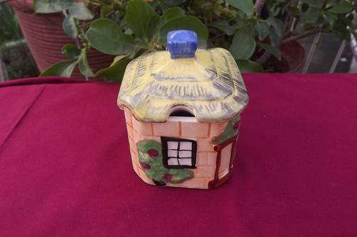 Porcelain Sugar Pot as per scan