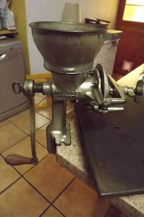 Cast Iron Coffee Grinder Husqvarna Reliance Sweden 667