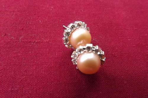 Cultivated Pearl Earrings with Zirconia stones