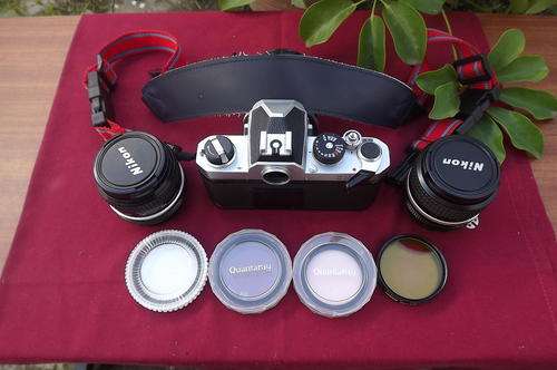 Nikon FM 2193095 SLR Camera with 2 extra lenses