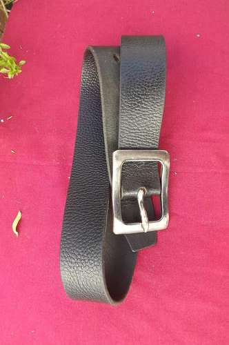 Leather Belt with Metal Buckle - size 76 - 81