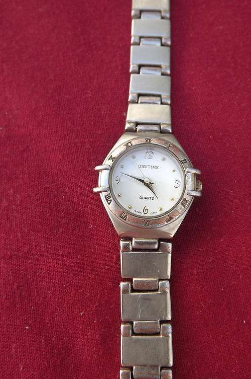 Digitime Ladies Quartz watch - Japan movt. - good working condition