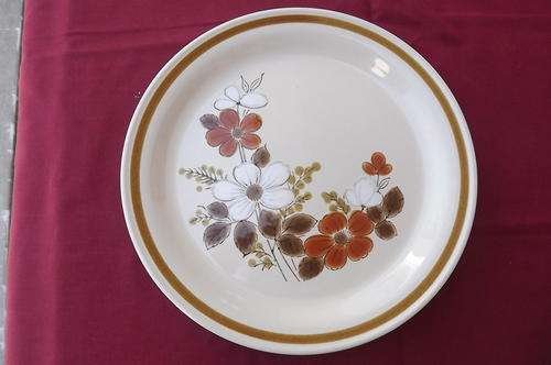 Stoneware Dinner Plate Mountain Floral