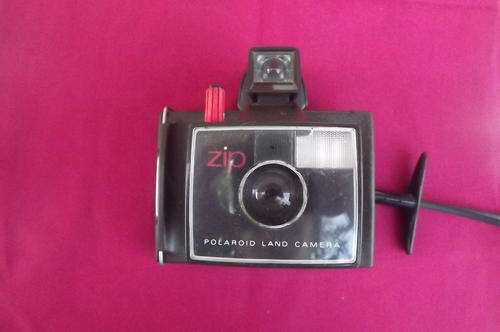 Polaroid Land Camera in good condition