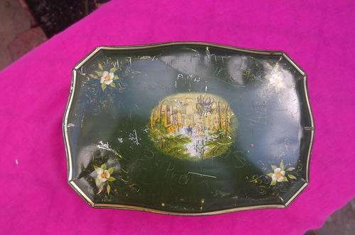 Antique Dark Green Tin