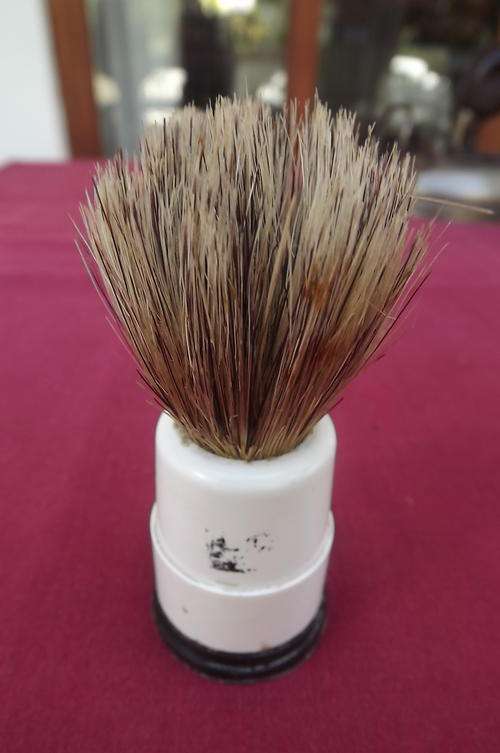 Vintage Shaving Cream Badger Brush - see scan. Good condition