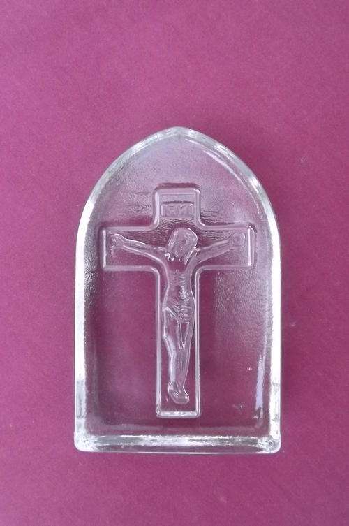 Glass Paperweight with imprint of Jesus on Cross
